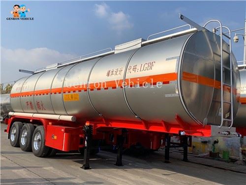 Oil Tanker Semitrailer With Air Suspension